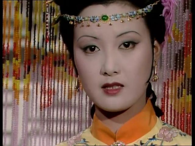 王熙凤(心狠手辣醋坛子但不会背叛你,很会持家)